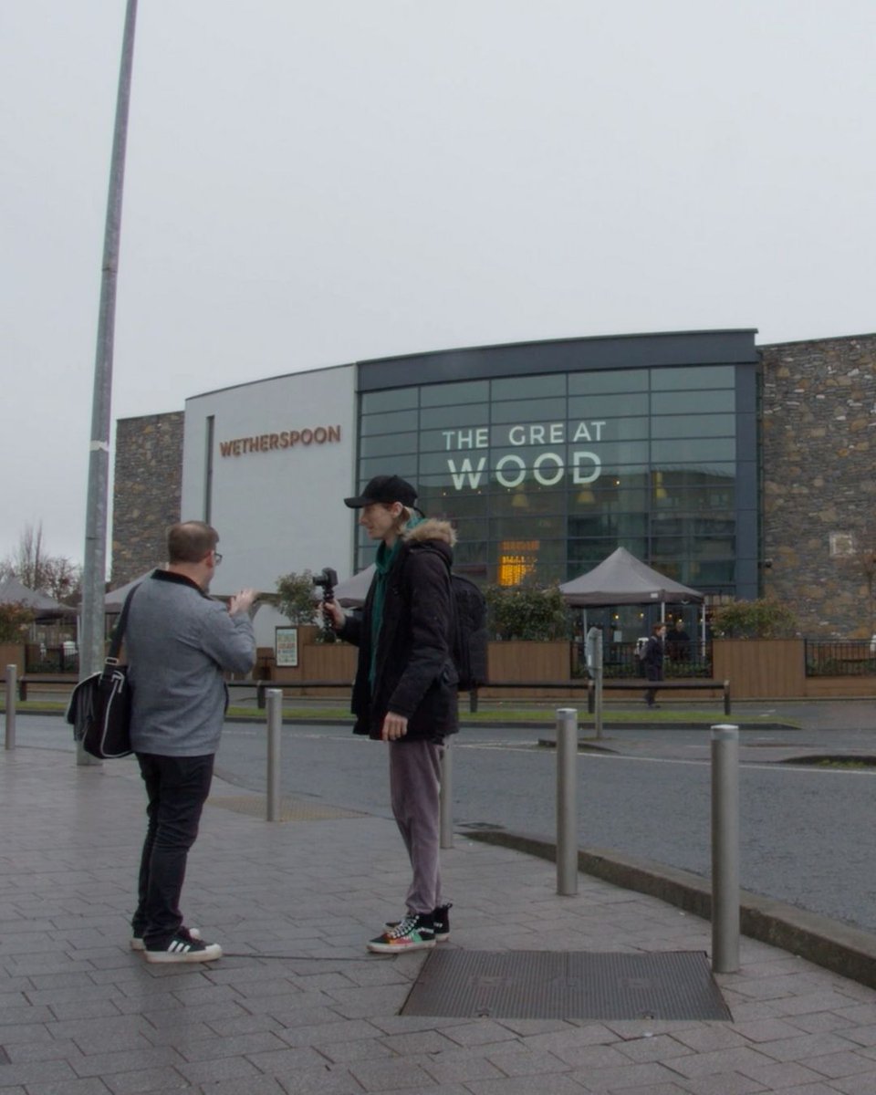 THE GREAT WOOD, BLANCHARDSTOWN 🪵

Wetherspoons #5 - The largest frame - featuring 3 photos of Borris (where my Grandad was born). These were taken by my Uncle on a trip in the 80s 😁

#wetherpoons #ireland #familyhistory