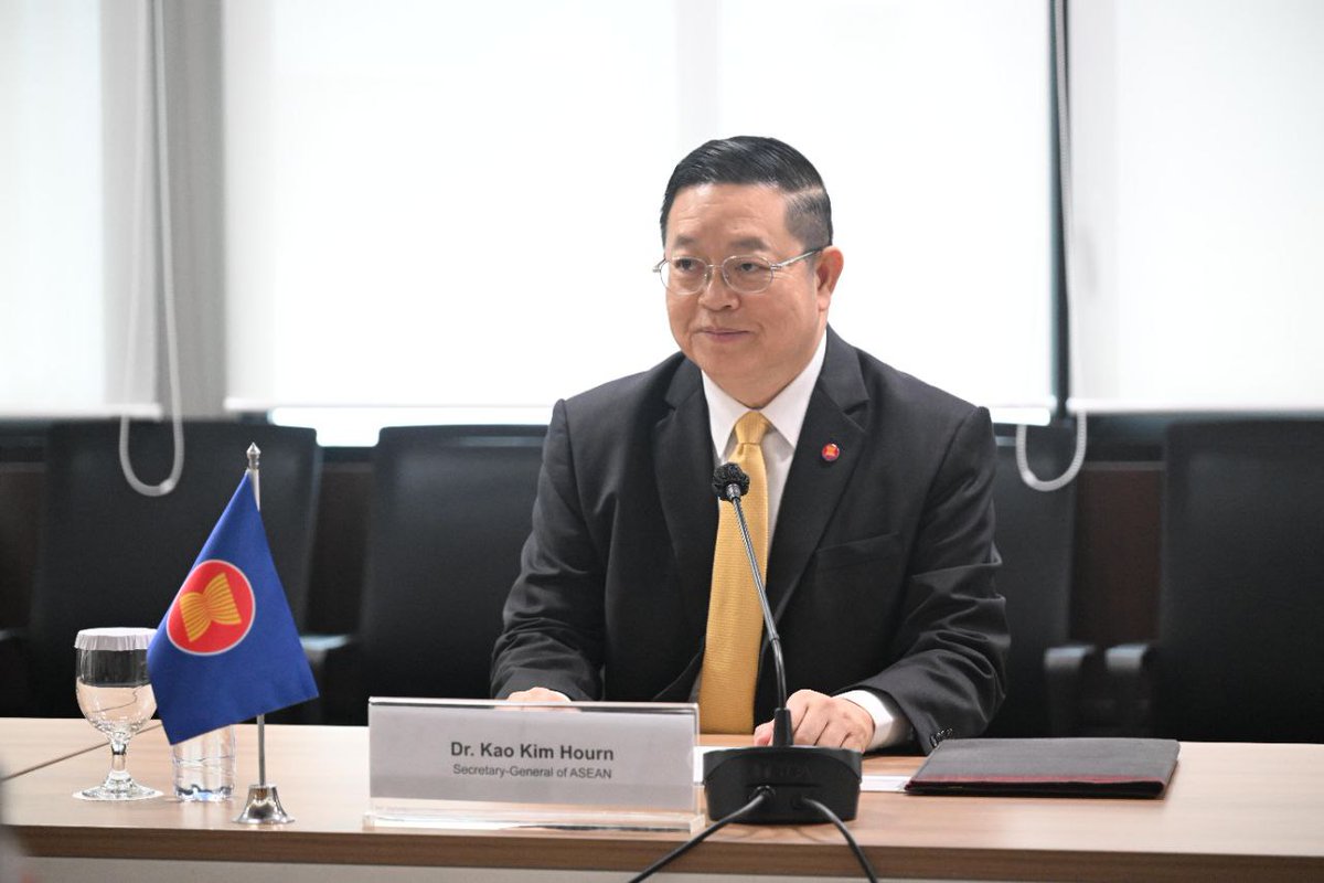 អគ្គលេខាធិការអាស៊ាន នឹងអញ្ជើញដឹកនាំគណៈប្រតិភូលេខាធិការដ្ឋានអាស៊ាន ទៅបំពេញទស្សនកិច្ចផ្លូវការនៅព្រះរាជាណាចក្រម៉ារ៉ុក ពីថ្ងៃទី ២៤ ដល់
facebook.com/share/p/1FXimd…