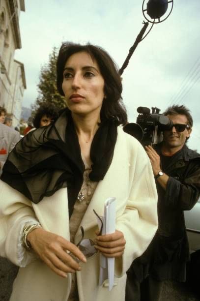 hiratanvirkaira's tweet photo. Happy Birthday to Shaheed Mohtarma Benazir Bhutto - a timeless symbol of strength &amp; hope. We remember her unwavering courage that continues to inspire young women across Pakistan &amp; the world to pursue leadership. Her legacy lives on in every girl, every Pakistani 🕊️ https://t.co/IaCTtE2k9r