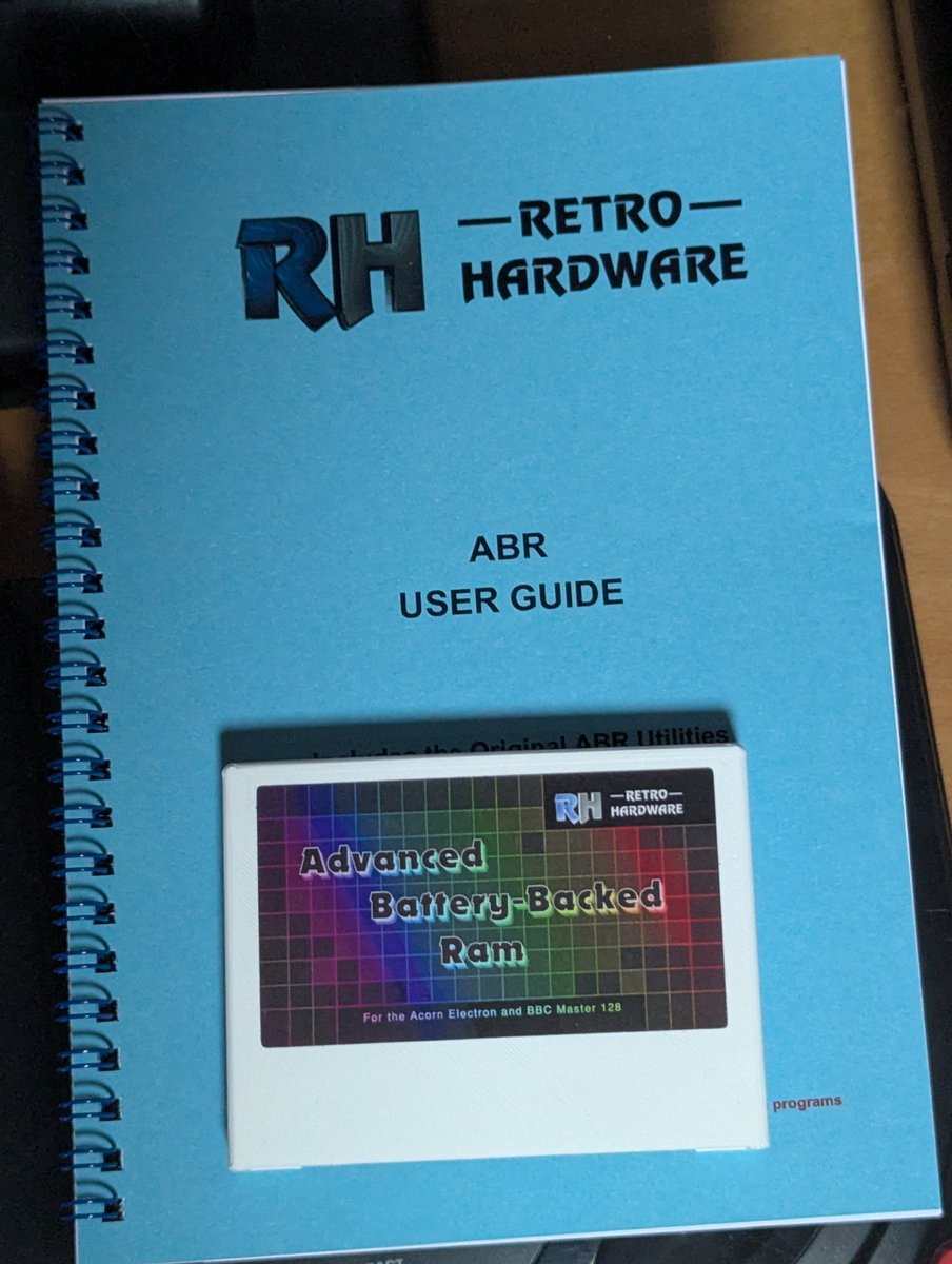 nyimski's tweet image. These just arrived in the post, courtesy of Dave Hitchins.
Many thanks Dave, very generous! :)
#retrogaming #acorn #bbc