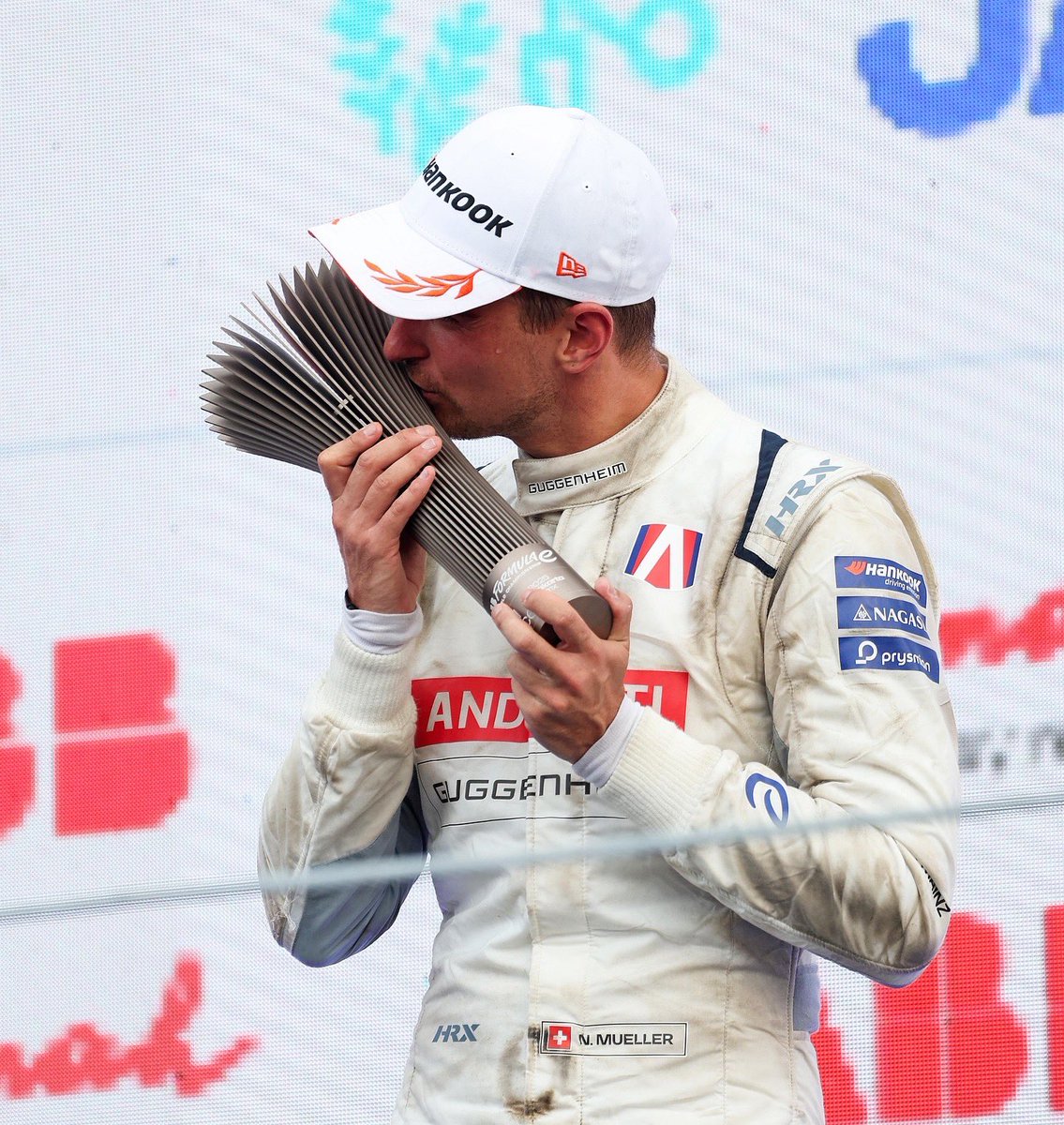 nico_mueller's tweet image. PODIUM in Jakarta 🥉🏆 🇮🇩
that one tastes sweet after all the hard work and the good progress made coming into this weekend!
thanks for the good work team 💪🏻🙏🏻
#nm51 #fullpull #andretti #formulae #jakarta