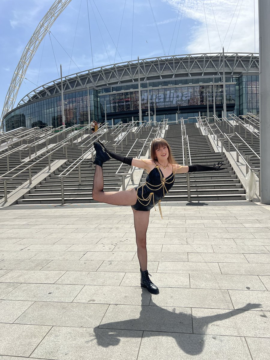 ready to blow dua's mind 💋 

#RadicalOptimismTourLondon