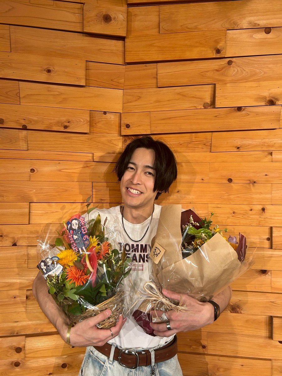 U_he0614's tweet image. 本当にたくさんの方にお祝いしていただき嬉しく思います!
たくさん笑って、たくさん反応してくれて、本当にファンの皆様は優しくて大好きです。これからもよろしくね!!
#雄飛のバーイベ