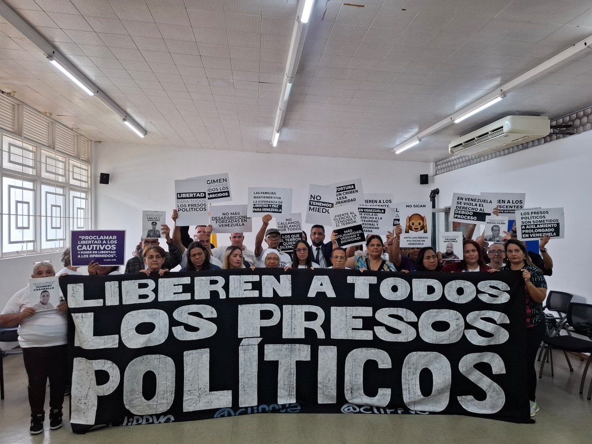 #VocesDeJusticia | El Comité por la Libertad de los Presos Políticos (@Clippve) alerta sobre 60 detenidos en riesgo de muerte sin atención médica.

Durante una rueda de prensa en la Universidad Central de Venezuela, el Comité por la Libertad de los Presos Políticos alertó que la
