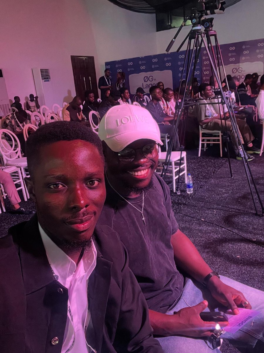 AdebolaaMichael's tweet image. There’s a wise saying; “If you want to go far in Web 3 move with who’s as committed to #0Glil25 as you’re”😎
@0G_labs @TheNirvanAcad