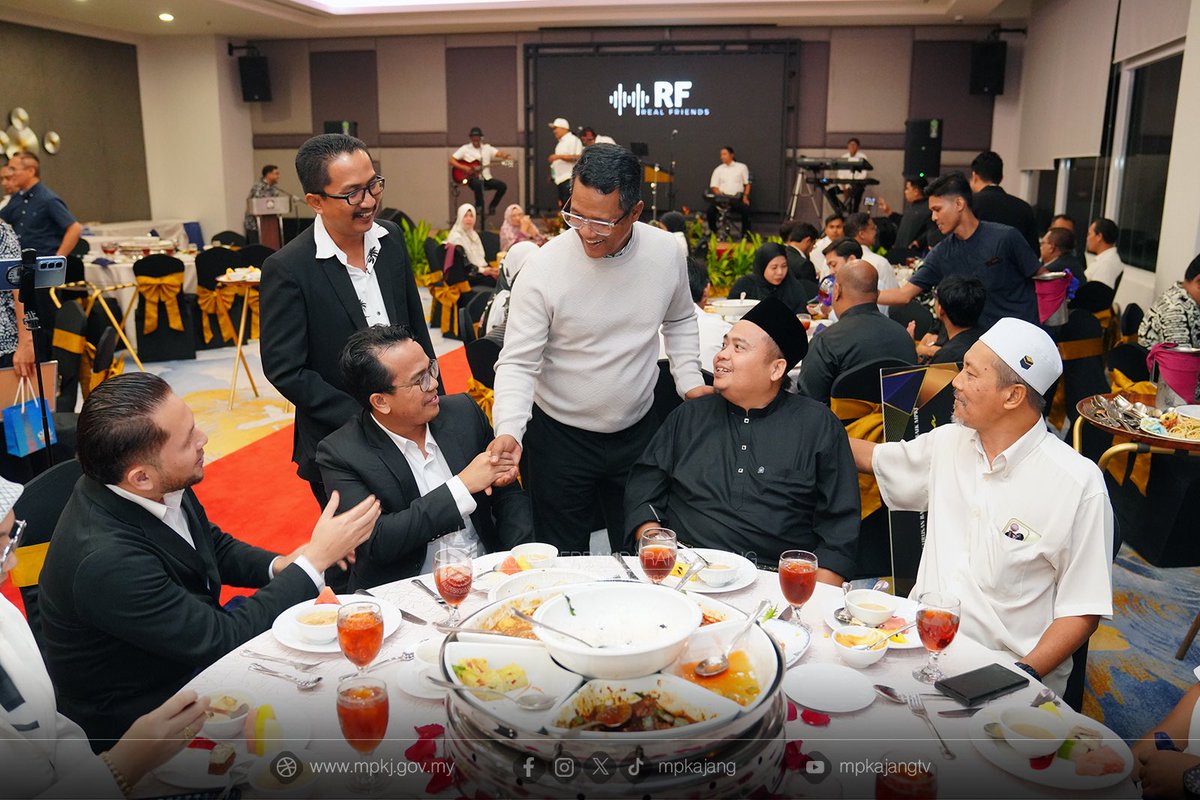 MAJLIS APRESIASI PENGURUSAN BANGUNAN BERSTRATA TERBAIK MAJLIS PERBANDARAN KAJANG 

Tarikh :  20 Jun 2025 
Masa : 8.00 malam
Tempat : Hotel Bangi Resort, Bandar Baru Bangi.

#MPKj #strata #cob #jmb #mc #bandarberdayahunimenjanaekonominegara