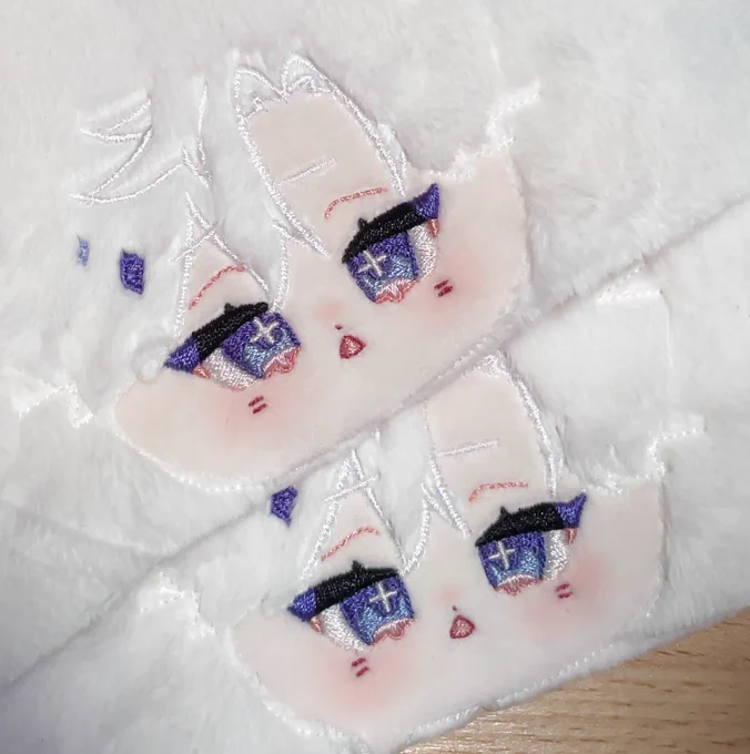 できた〜とりあえず2体辰くんできたので別の子刺繍しよ〜