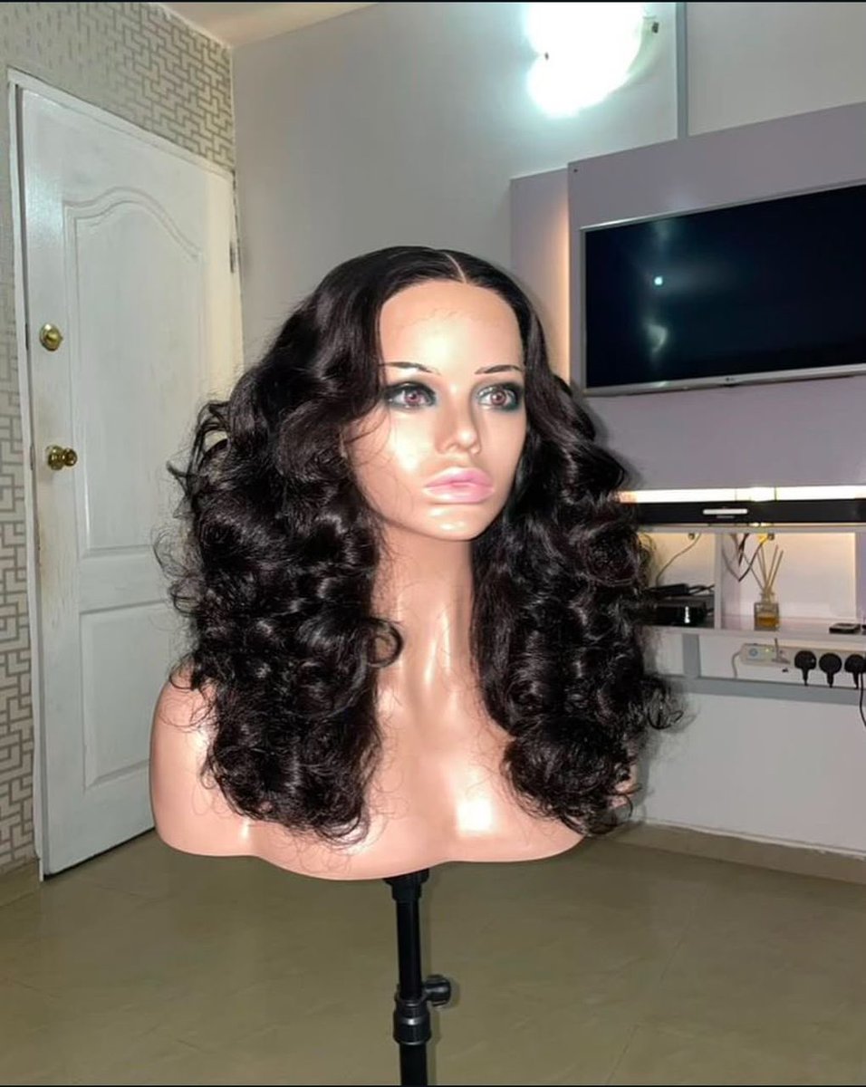 You said you want a shoulder length bouncy wig.. Hair you go..

Length.. 14inches
Grams.. 300g/5x5 closure
Type.. Sdd magic curls
Price.. N350,000 (subject to change)

Available for delivery.. You can pay small small too. Please DM to order..
