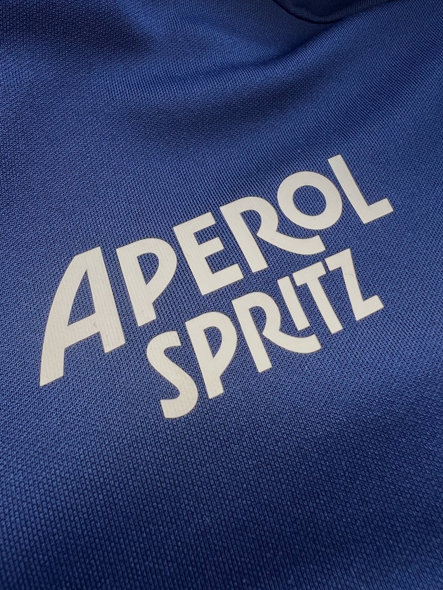 teetotalltd's tweet photo. Last minute print job for Campari 🍹🍊 #print #embroidery #screenprint #vinylprint #teamwear #sportswear #workwear #personalised #custom #transfer #printedclothing #merch  #uniforms #leavershoodies #eventclothing #kingstonuponthames #hamptonwick #surrey #teetotalltd https://t.co/DaKsMiHtgl