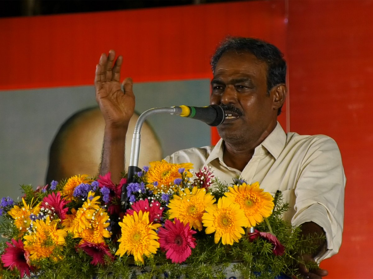tncpim's tweet photo. மக்கள் குரலாய் மார்க்சிஸ்ட்கட்சி, 2025 ஜூன் 11 - 20 பிரச்சார இயக்க நிறைவுப் பொதுக்கூட்ட காட்சிகள் #CPIMCampaign #LivelihoodRights #VoiceOfThePeople #CPIM4People https://t.co/CQ68dU4W8M