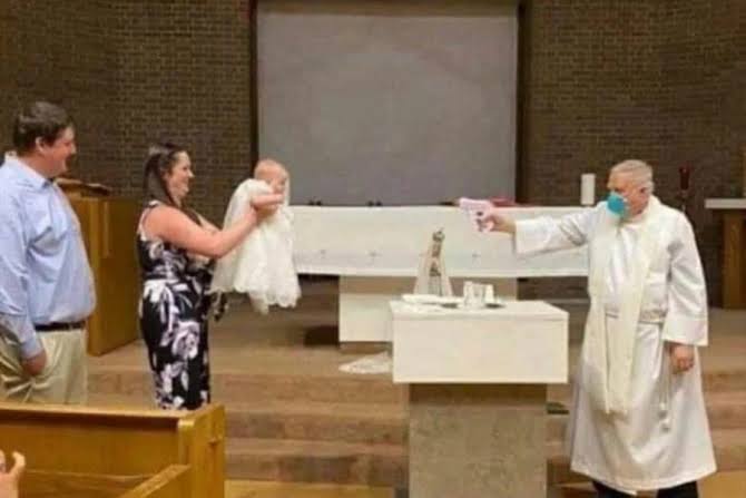SnuzTangerine's tweet image. Surprise Baptism! 
#Dahlia #GenshinImpact #Kaeya #Albedo