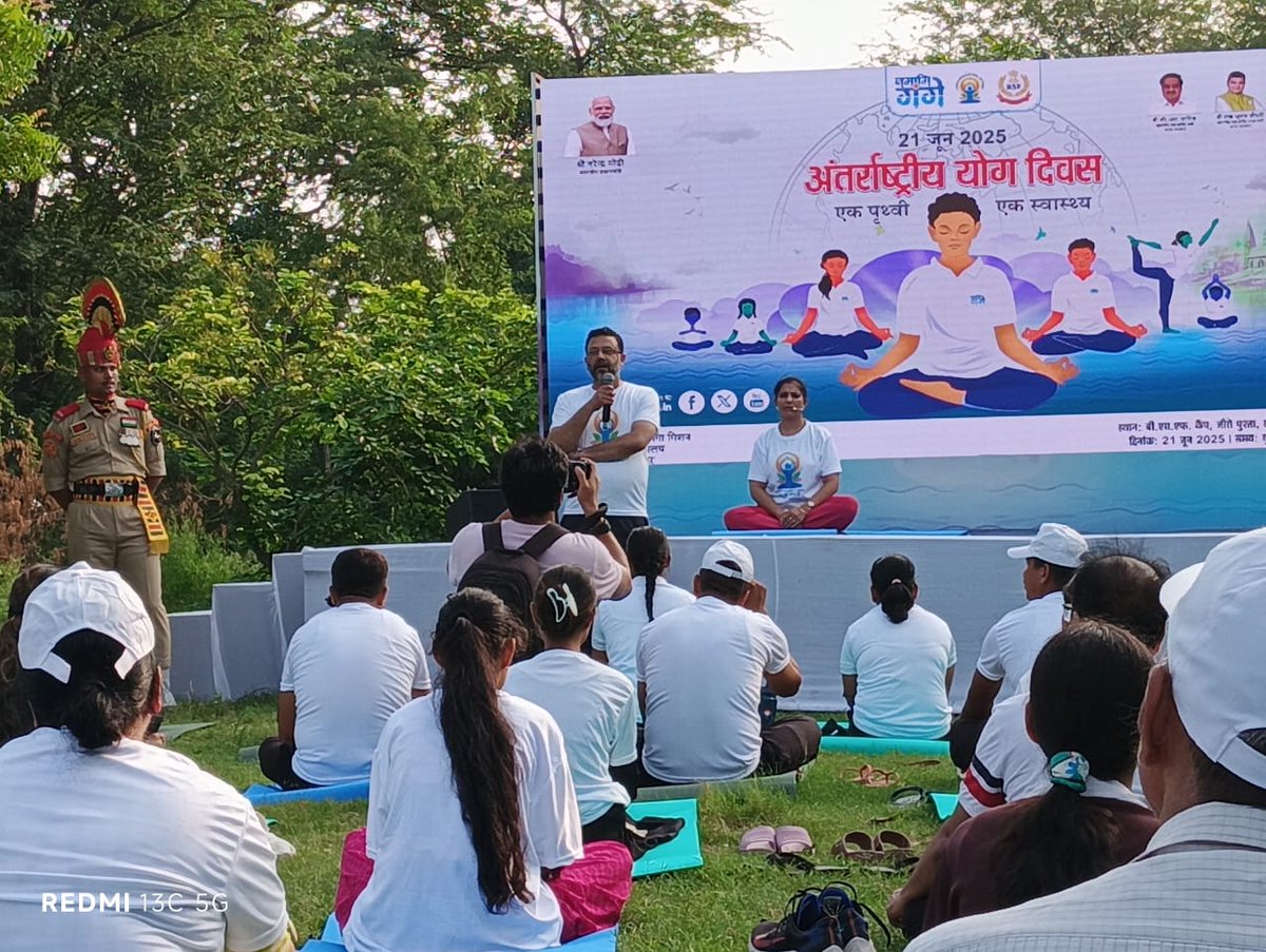 Participated in the 11th #InternationalYogaDay2025 at BSF Kayaking Camp, Zero Pushta, Sonia Vihar, Delhi. Grateful to <a href="/cleanganganmcg/">Namami Gange</a> for organising the inspiring #GhatParYog event under the theme "Yoga for One Earth, One Health". स्वच्छ यमुना, स्वस्थ दिल्ली #YamunaActionPlan_3