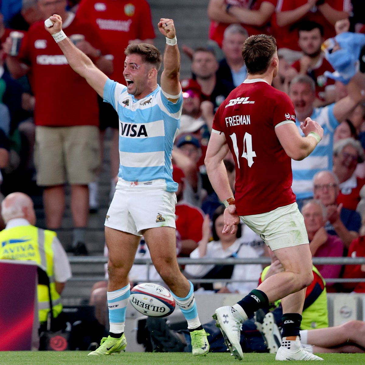 What a special moment for this man last night.

He may no longer wear green, but he’s forever part of the Connacht family 💚

Congrats Santi and good luck again for whatever the future holds 🇦🇷