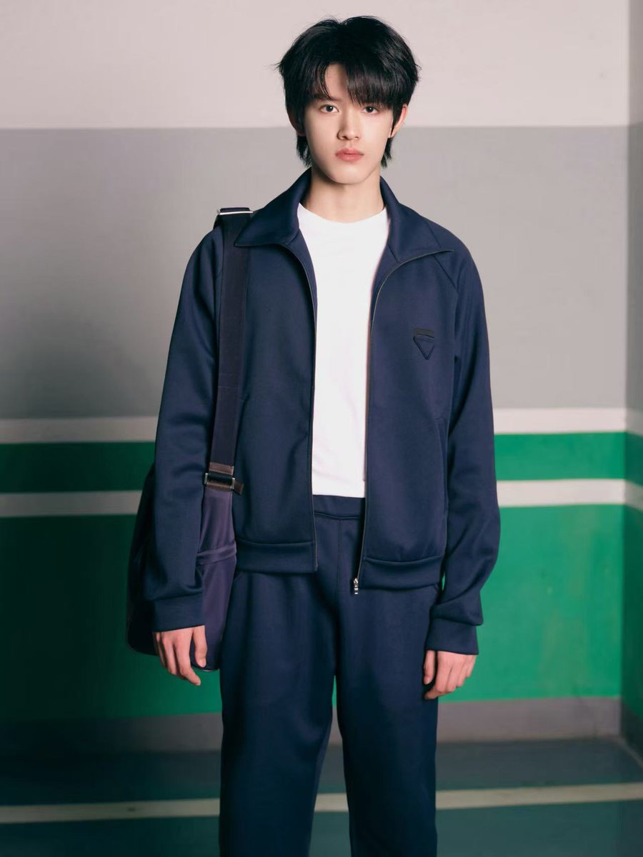 maelika3333's tweet photo. @Prada Looking forward to TOP登录���年-张极 🧡🧡 @Prada

#PradaSS26 #Prada
#ZhangJixPradaSS26
@Prada https://t.co/kwmyv4NhDe