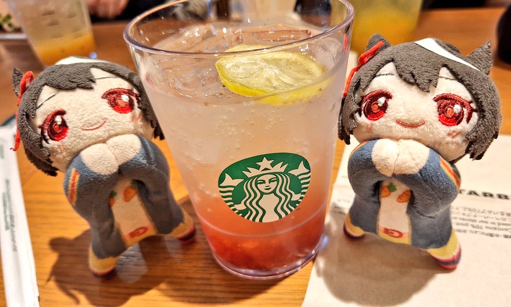 へえええええい！！！！

ベイのイツメンとスタバ‼️‼️‼️

#ミニキタちゃんといっしょ