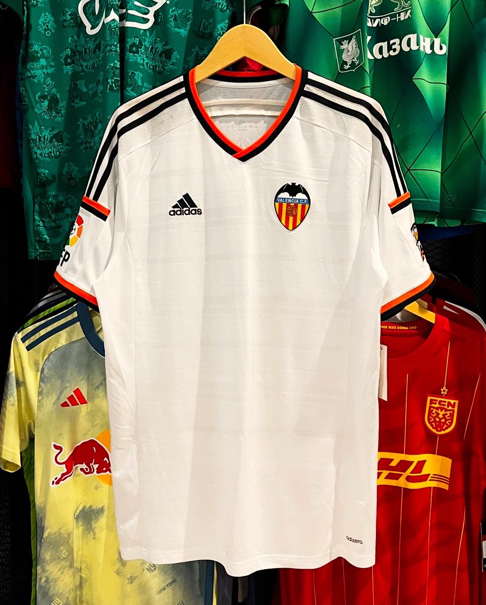 Surramey Kits 🍉 tweet media