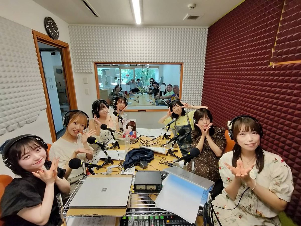 ハナカクラジオ📻
花ぷりさんラジオ📻
どちらもご観覧とご視聴
ありがとうございました🥰🫶

#ハナカク のことたくさん振り返れた🥰
この期間でとっても仲良くなった
このメンバーでのラジオ
楽しすぎました…！！！！！
みんなも楽しんでくれたかな☺️☺️