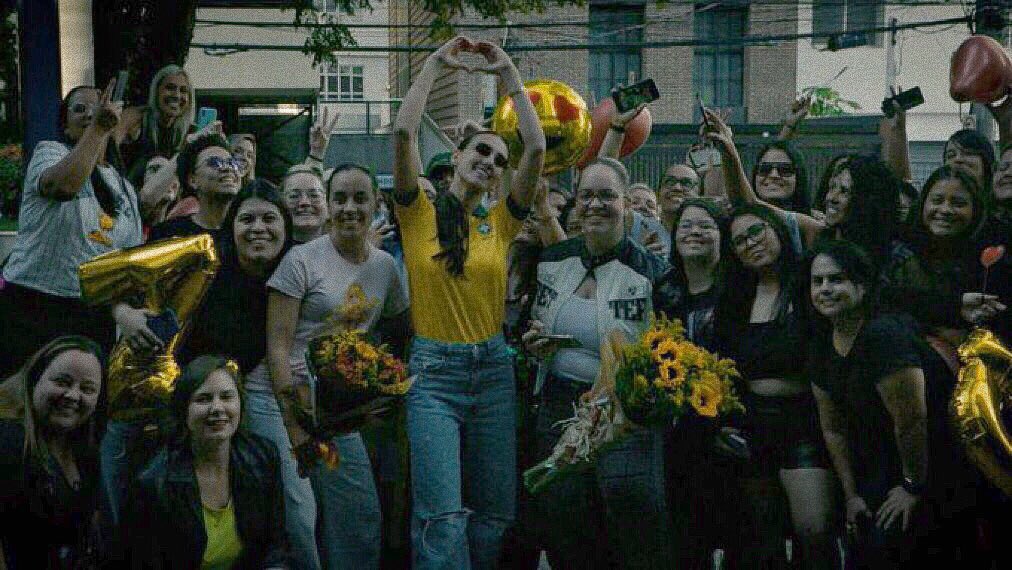 Dio45068Di's tweet photo. Today is #Zeudiday 🇧🇷
Solo Amore per Te ❤️
#zeudiners #zeudixbrasil #ZeudiFanMeet #zeudidipalma #zeudi #zeudinersxbrasil https://t.co/35AXrmWcco