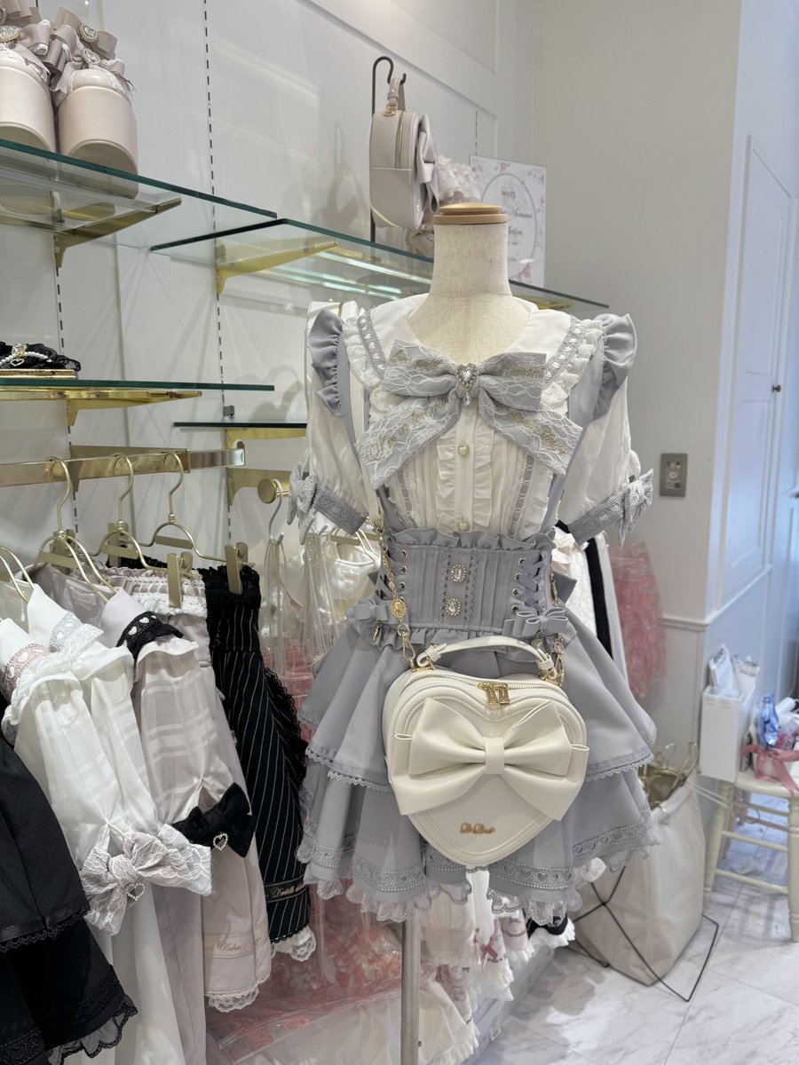 リズリサまとめ売り LIZ LISA on X: 