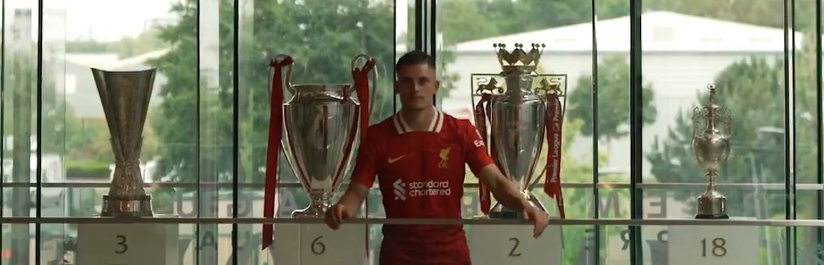 michael011516's tweet photo. Morning Redmen 🔴🔴YNWA https://t.co/X0A8CprDf6