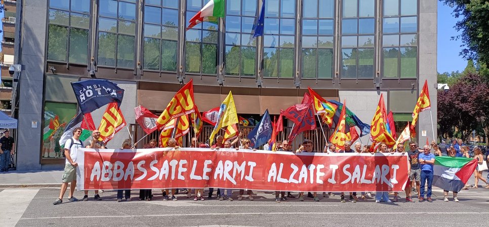 +++Editoriale+++
Sotto attacco il diritto di sciopero e quello a manifestare: in ballo ci sono le libertà di tutti
usb.it/leggi-notizia/…