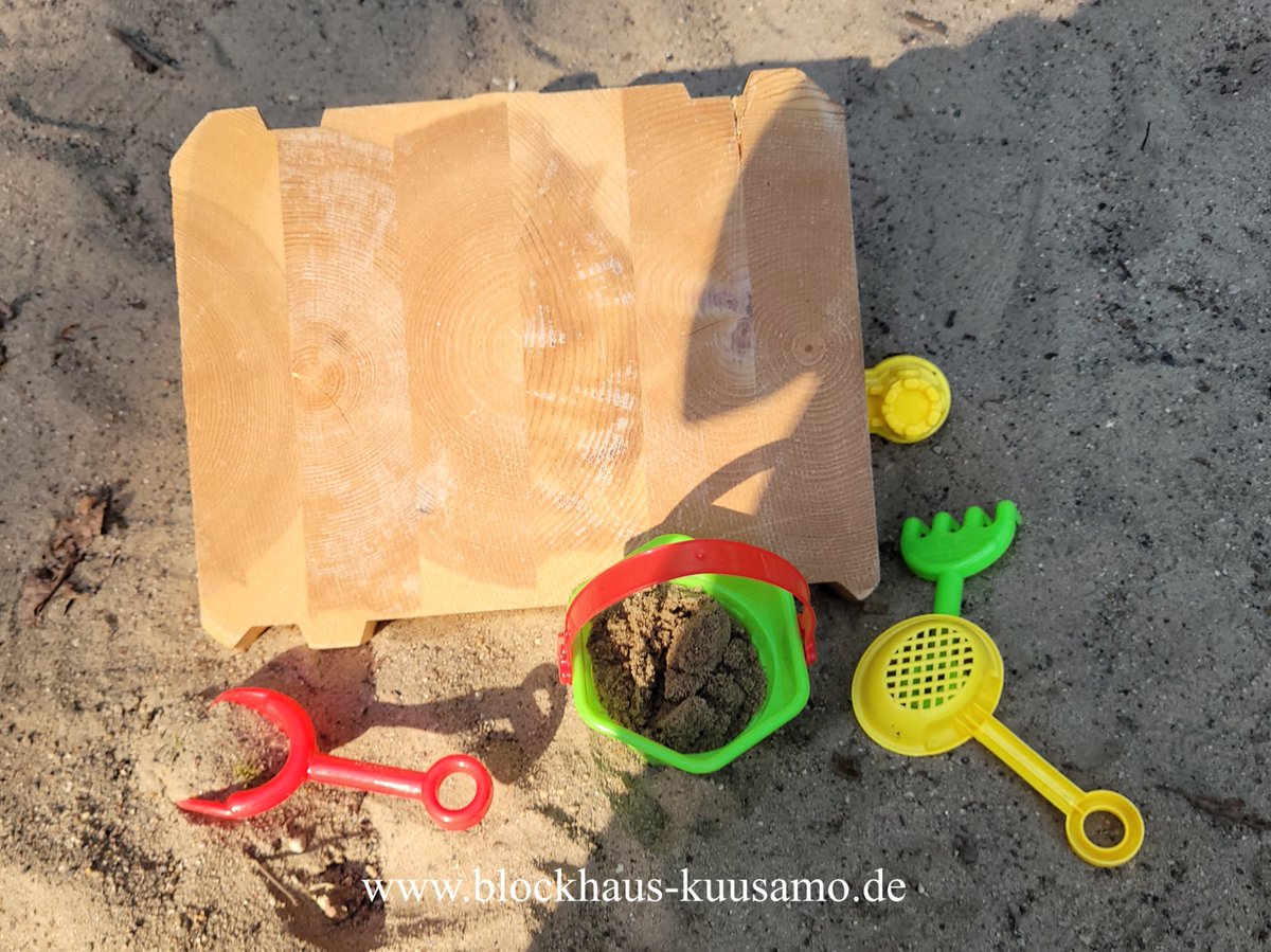 Der kalendarische #Sommeranfang ist da! Zeit, die Seele baumeln zu lassen, die Sonne auf der Haut zu spüren und die Wellen am Strand zu genießen. Lassen Sie sich von der Energie des Mittsommers mitreißen! 🌞🏖️
#Mittsommer
blockhaus-kuusamo.de