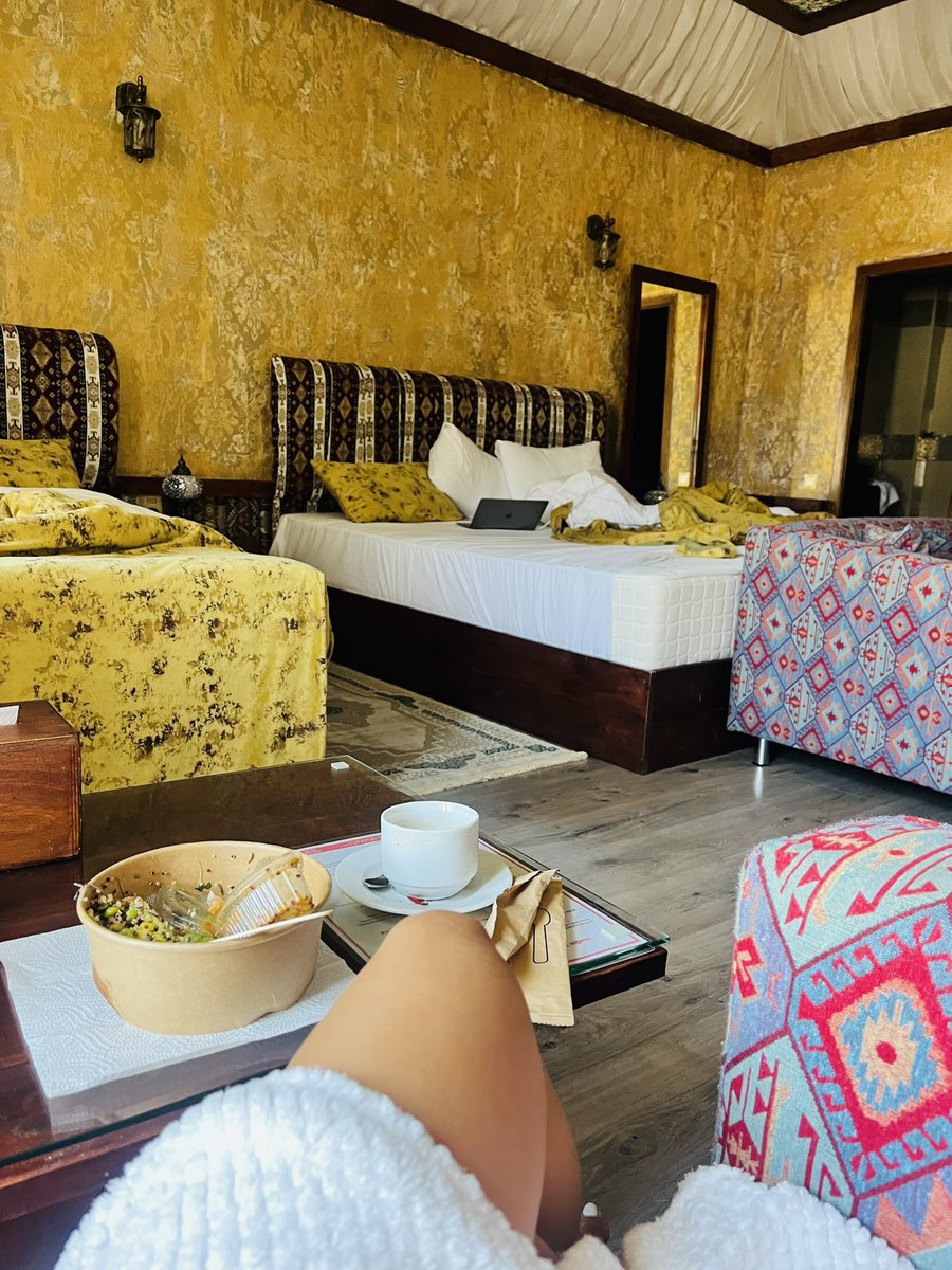 I'm drinking coffee at noon in Baku