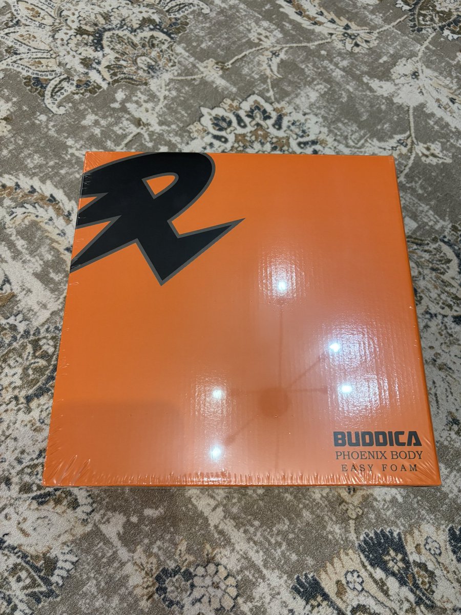 海の帰りに新アイテムGET✨

お忙しい中<a href="/buddica_naitou/">内藤明博@BUDDICA愛車買取</a> さん<a href="/buddicanomori/">森浦康公｜BUDDICAのイケボハーモナイザー</a> さん有難うございました🙇

ナイナイさんは息子に凄く優しくして下さり、森浦さんは分刻みの接客で脱帽。

森浦さんが笑顔で飛んで来てくれた時に、照れ過ぎて、スカしてしまった自分に反省です🫠😭笑

#BUDDICAPHOENIXBODY