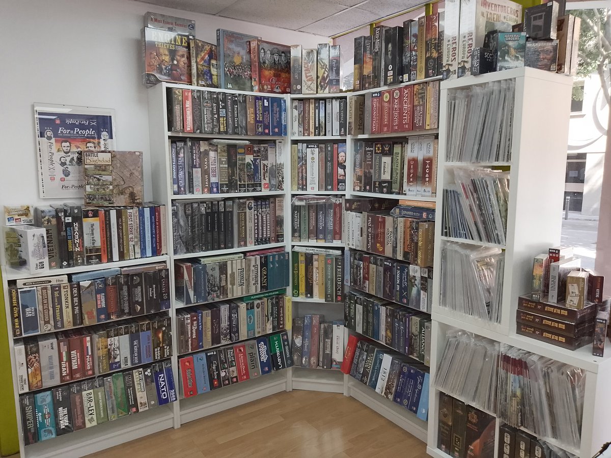 SnafuStore's tweet image. Is there a wargames shop more assorted than ours in all the Mediterranean coast?
Snafu, more than 35 years in the wargaming world.
#OurExpertise