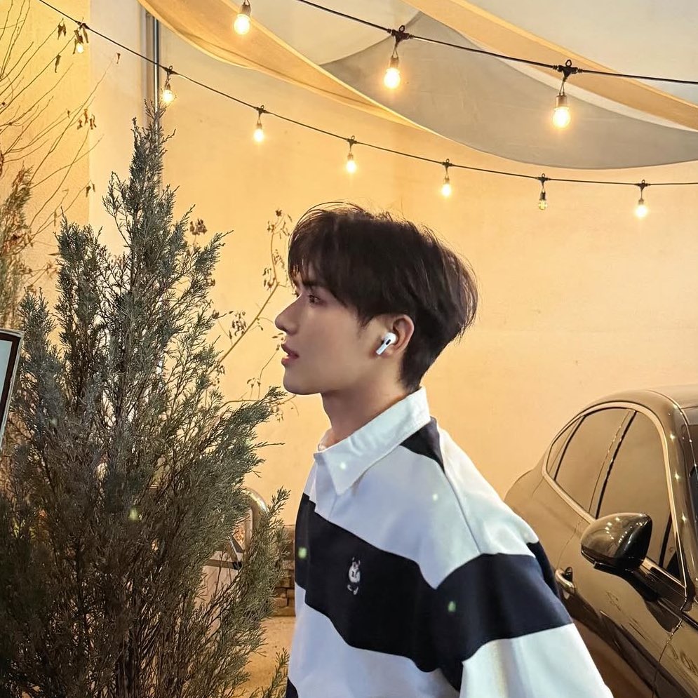 98yichen's tweet image. yichen’s crazy side profile