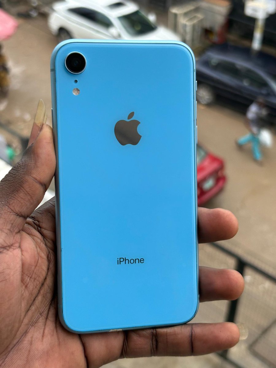 TS_gadgets's tweet photo.  iPhone XR 64gb || FU || True Tone 
|| Battery Health : 86%🔋(Unverified) || Face ID ✅ || 
Color: Blue || *₦200,000 https://t.co/hcxac9QJi6