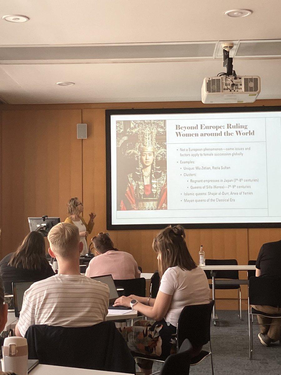 monarchyconf's tweet image. It’s been a busy, queen-filled week so far! Started with talking about female succession @TeachMedWomen CPD event in Nottingham, then 2 days in Paris discussing the patronage of royal women & celebrating the career of Kathleen Wilson-Chevalier + the Worth exhibition to finish!