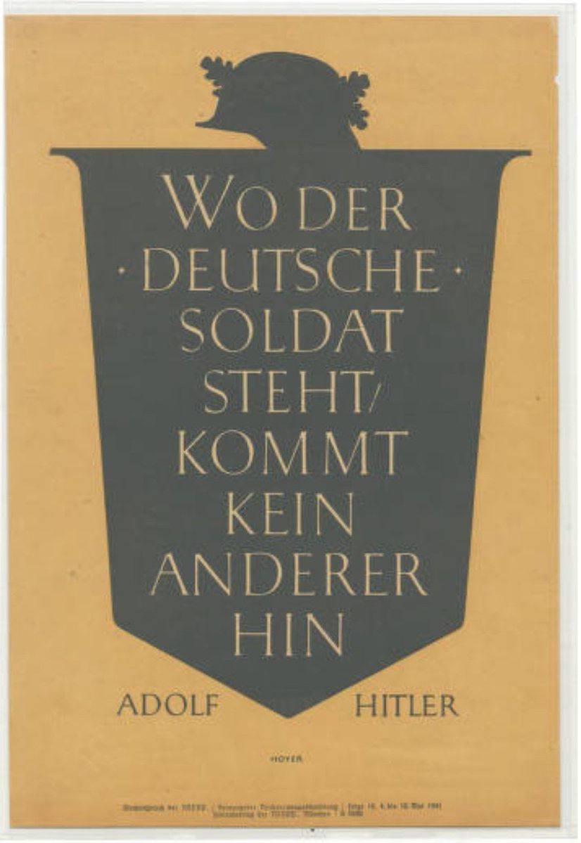 adagamov's tweet image. Владимир Путин: "Там, где ступает нога русского солдата — то наше".

Адольф Гитлер в октябре 1942 года: "Немецкий солдат остаётся там, куда ступит его нога". Тогда и плакат сделали с этой цитатой из его речи.