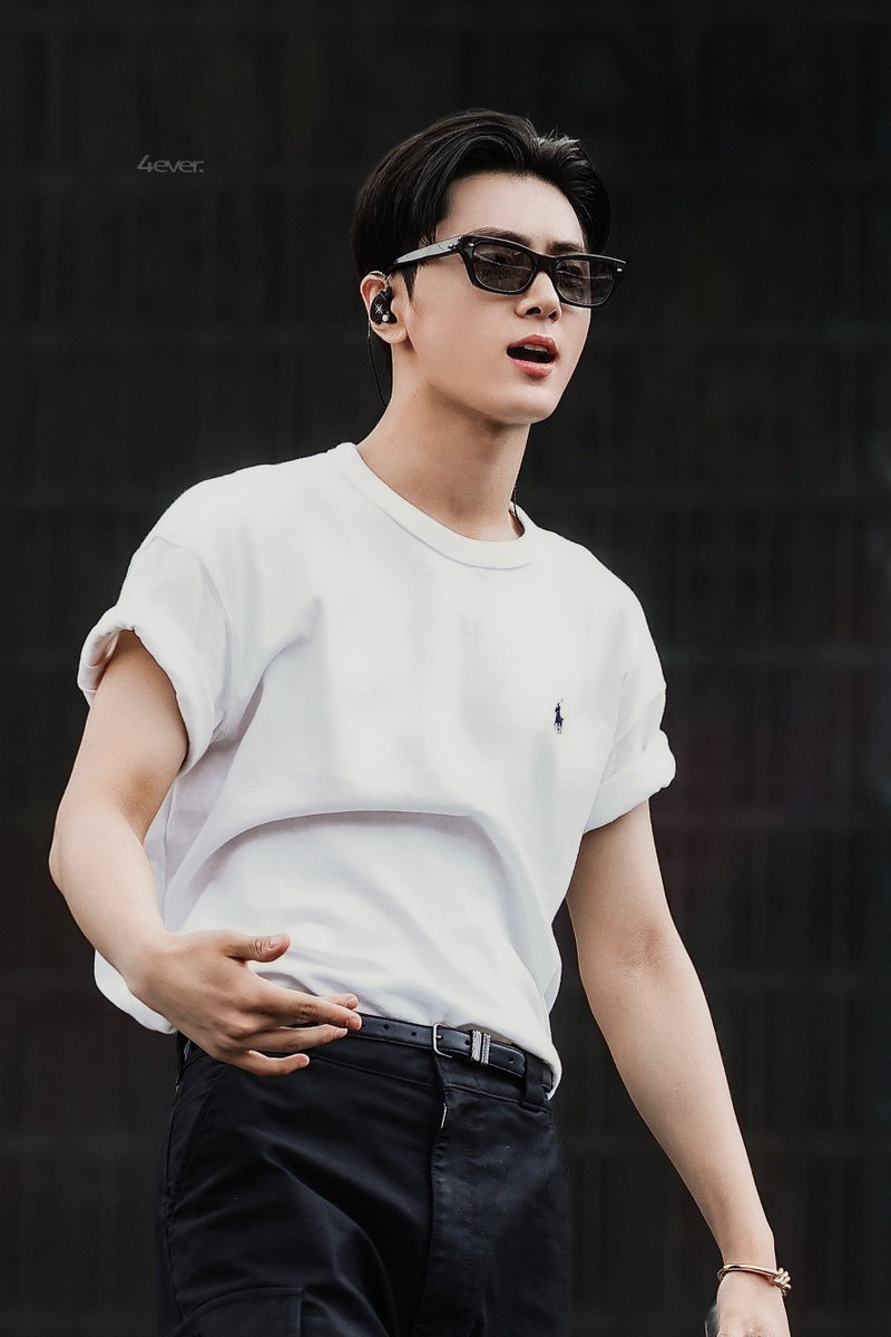 jayforever_02's tweet photo. 250621 #JAY #제이 #종성 #JAYalways #ENHYPEN #엔하이픈 https://t.co/tGzfz3EGcK