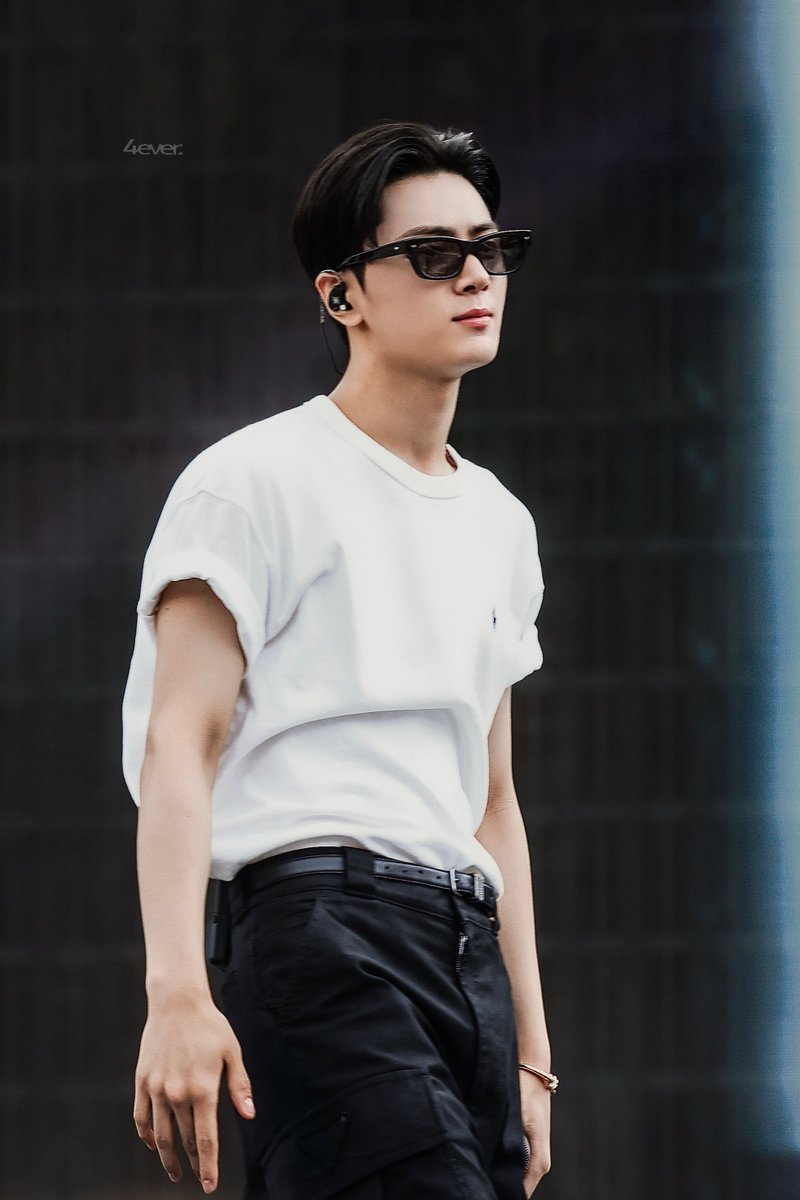 jayforever_02's tweet photo. 250621 #JAY #제이 #종성 #JAYalways #ENHYPEN #엔하이픈 https://t.co/tGzfz3EGcK