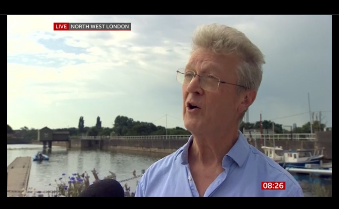 Our Chair of Trustees, Dr Tony Burch, a retired GP, was on BBC Breakfast earlier, talking about the importance of hydration in these hot temperatures and what to do if you see someone that might have heat exhaustion. You can watch Tony from 2:25:00 🧊🚰☀️ bbc.co.uk/iplayer/episod…