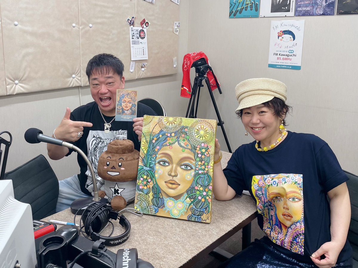 OWNERSyassun072's tweet photo. この21時から再放送‼️
お聴き逃しなく👍
Chikiさんの個展は、明日までですよー。
#chiki #856studio #ROUTEGALLERY https://t.co/yM8OuPFiRQ