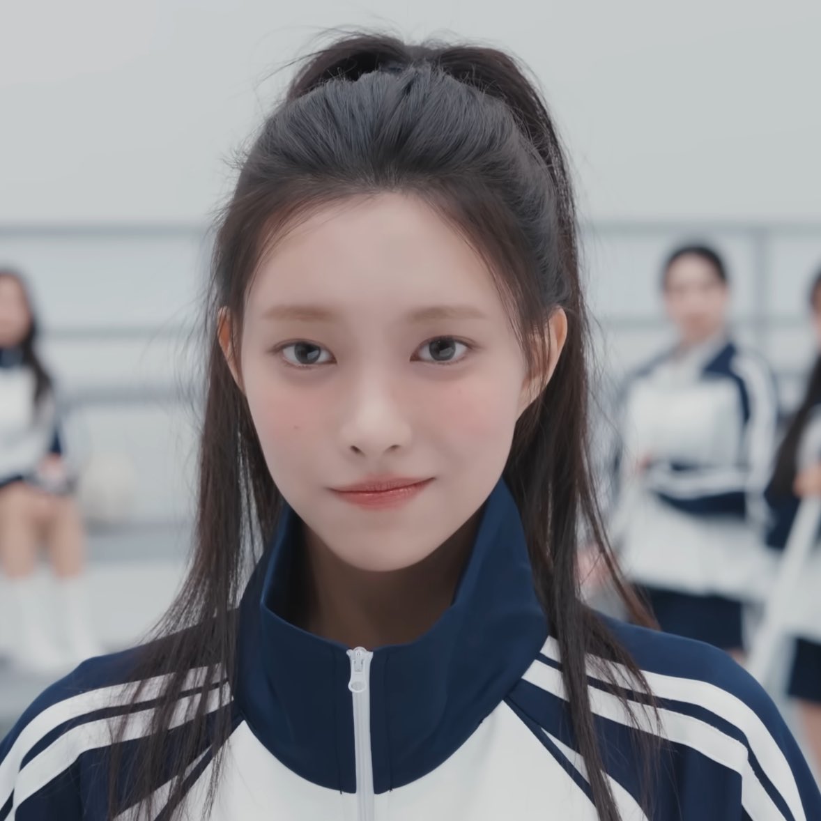펭밀라즉나타파이 tweet media