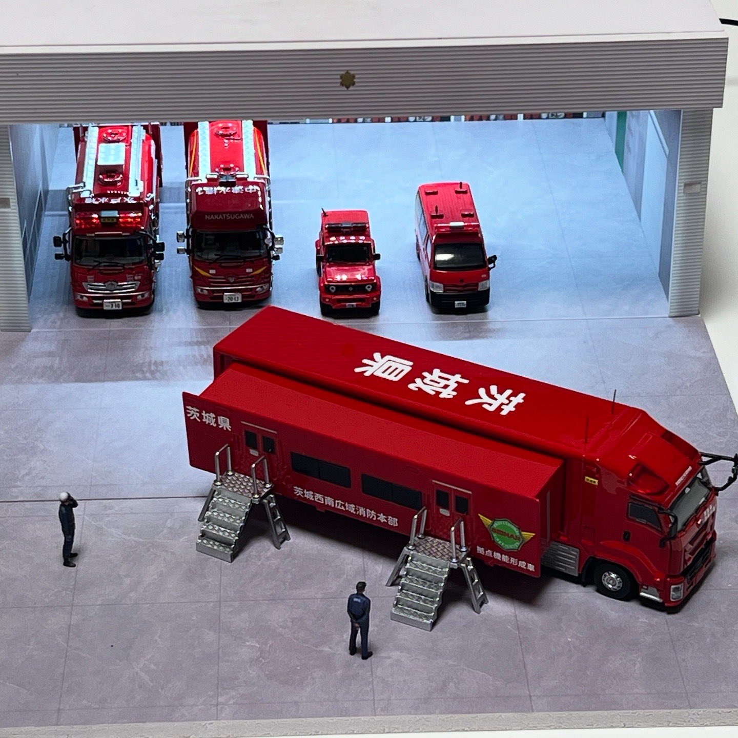 1/64 アクトカー エラカー 消防車両4台セット 1/64 アクトカー エラカー 消防車両4台セット