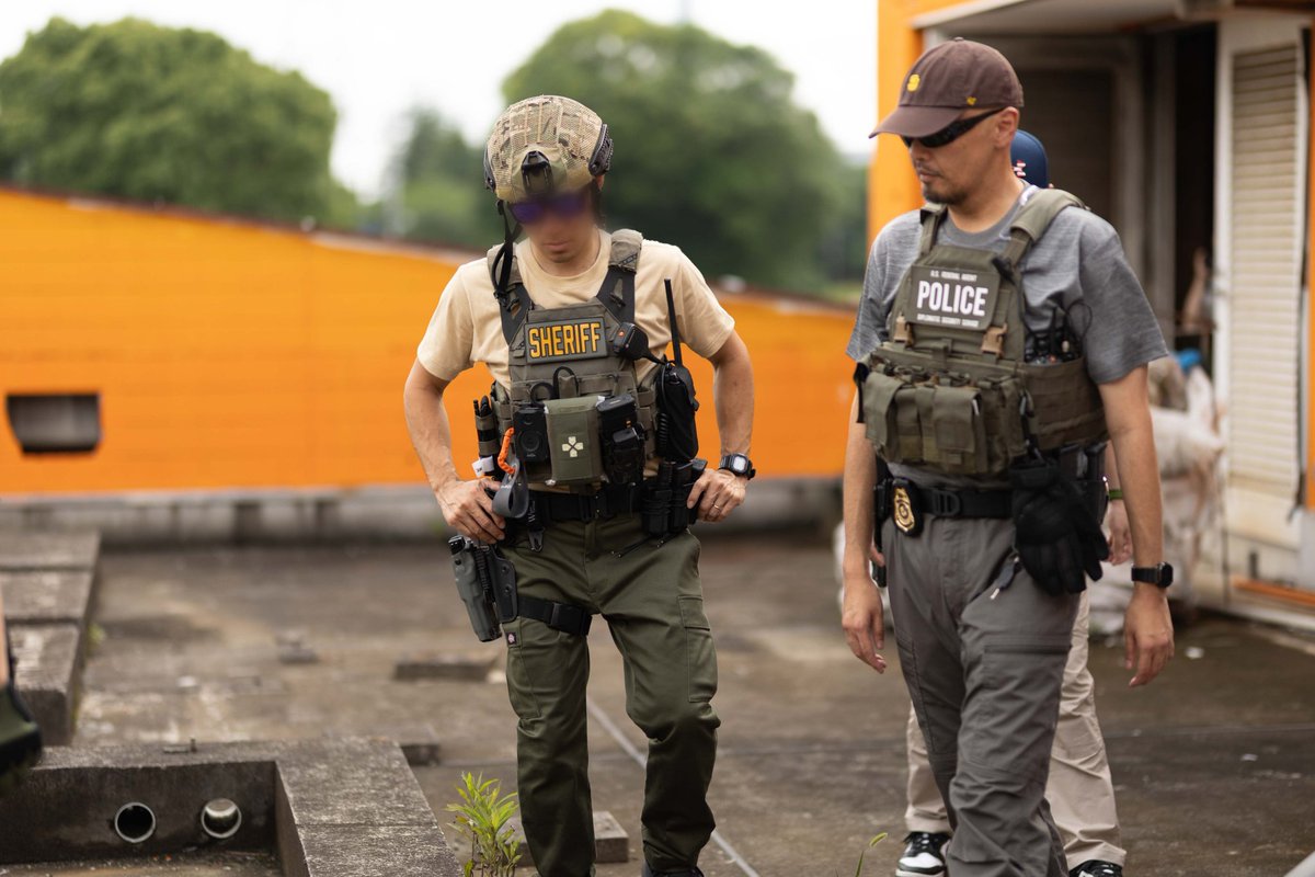 おじゃまんぼう (@ojaoja_go) on Twitter photo DSS (Diplomatic Security Service)
Photo by <a href="/nagisaxxxpunk/">蓮華</a> さん
USMS <a href="/yakkuru911/">🇺🇸ヤックルyakkuru🇺🇸ヤス@LE装備</a> さん
USMS <a href="/ODA64160922/">ODA</a> さん
SHERIFF <a href="/yonepon7/">yone</a> さん
Event organizer <a href="/gon1981s/">🇺🇸ゴン・GON🇺🇸👮🏻♂️🏢 JULES Alliance LE装備会・LE</a> さん
ありがとうございました🙏
#LE装備会 #LE #LE装備 #JULES #JULESアライアンス #JULESAlliance
#USMS #SHERIFF #DSS DSS (Diplomatic Security Service)
Photo by <a href="/nagisaxxxpunk/">蓮華</a> さん
USMS <a href="/yakkuru911/">🇺🇸ヤックルyakkuru🇺🇸ヤス@LE装備</a> さん
USMS <a href="/ODA64160922/">ODA</a> さん
SHERIFF <a href="/yonepon7/">yone</a> さん
Event organizer <a href="/gon1981s/">🇺🇸ゴン・GON🇺🇸👮🏻♂️🏢 JULES Alliance LE装備会・LE</a> さん
ありがとうございました🙏
#LE装備会 #LE #LE装備 #JULES #JULESアライアンス #JULESAlliance
#USMS #SHERIFF #DSS