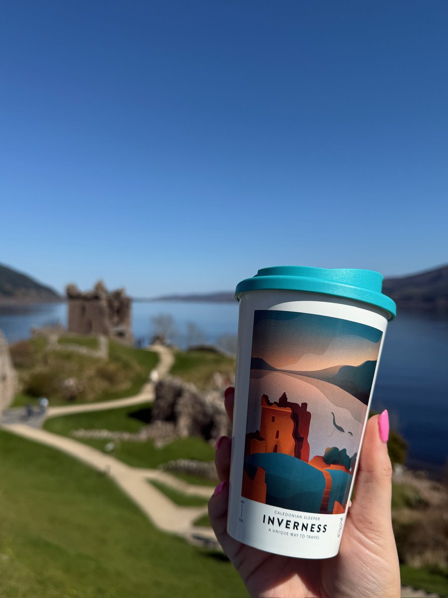 Looking for Nessie... ✨🏴󠁧󠁢󠁳󠁣󠁴󠁿

Treat yourself or someone special to something from our exclusive Caledonian Sleeper Gift Shop
sleepersouvenirs.scot