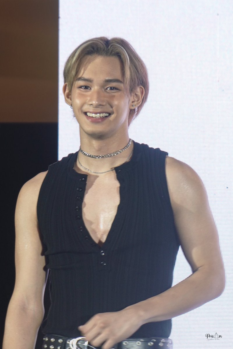 [062125] #VXON_VINCE at Robinsons Galleria for KPOP Playground 2025

<a href="/enzovince_/">vince enzo</a> 

VXON AT KPOP PLAYGROUND
#EveryonesKPOPManila 
#KPOPDanceCoverFestival2025 
#VXON <a href="/vxonofficial/">VXON</a>