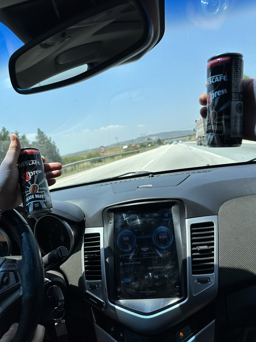 Dinleyecek şarkı bitti, yol bitmedi