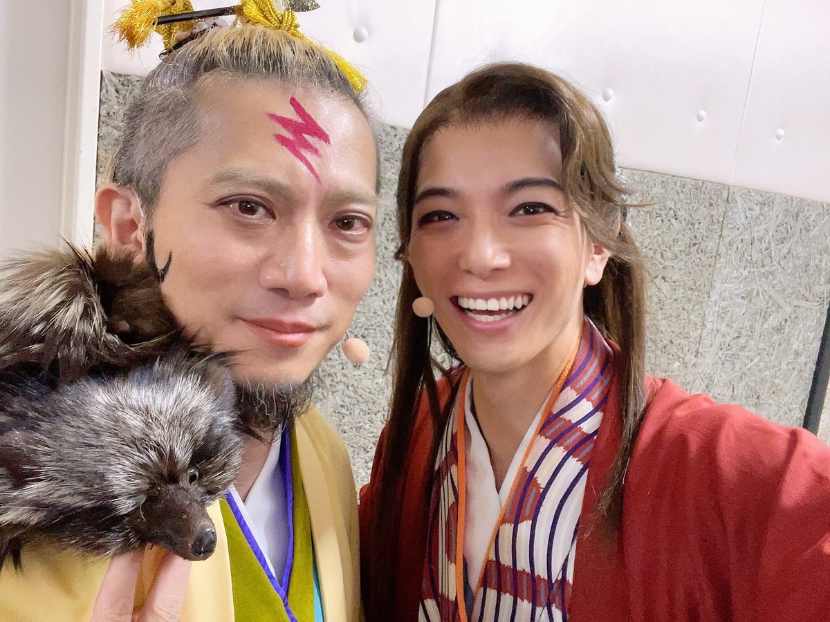 sety_11's tweet photo. 芝居は祭であるべきだと思う
と門左が言っていたように

明日で祭も終わり
非日常から日常へ

ずっと隣にいた礼法指南役がいなくなると思うと寂しいですが
最後まで切りつけていきます！
宜しくお願いします🎍

#近松忠臣蔵 https://t.co/AMi5rQdhqn