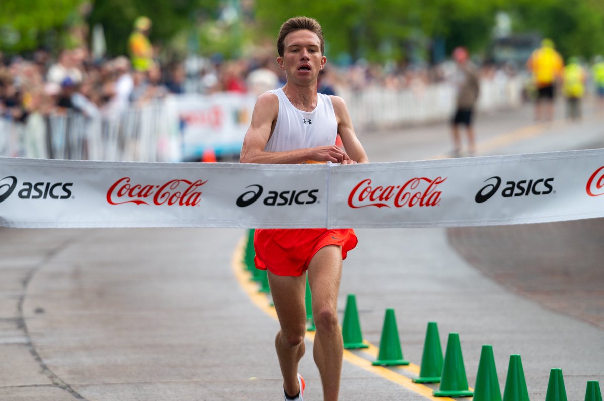 fan1065fm's tweet image. Murphy Smith is the Garry Bjorklund Half Marathon Men’s winner, and Annie Frisbie is the Woman’s winner. #grandmasmarathon #gmas25 #gmas #dululuthmn
