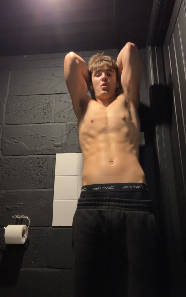 7 HOURS LEFT ON THE FREE LINK🙈🙈🙈🙈
onlyfans.com/milo7w/trial/l…