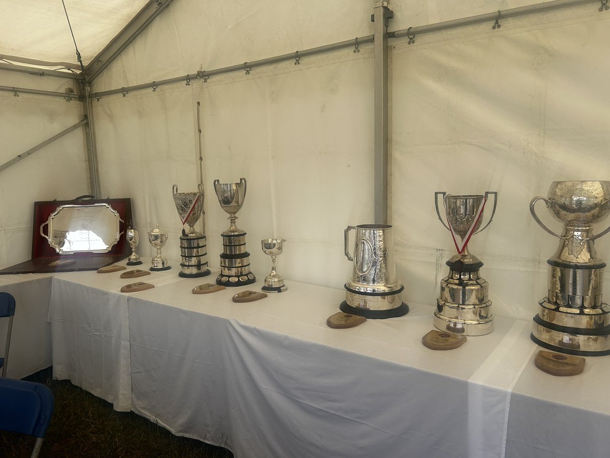 Don't forget if you win your 'A' final please do come to presentation to receive your trophy and medal as soon as you can, our sponsors and guests look forward to congratulating you #winners #heatwaveuk #rowing