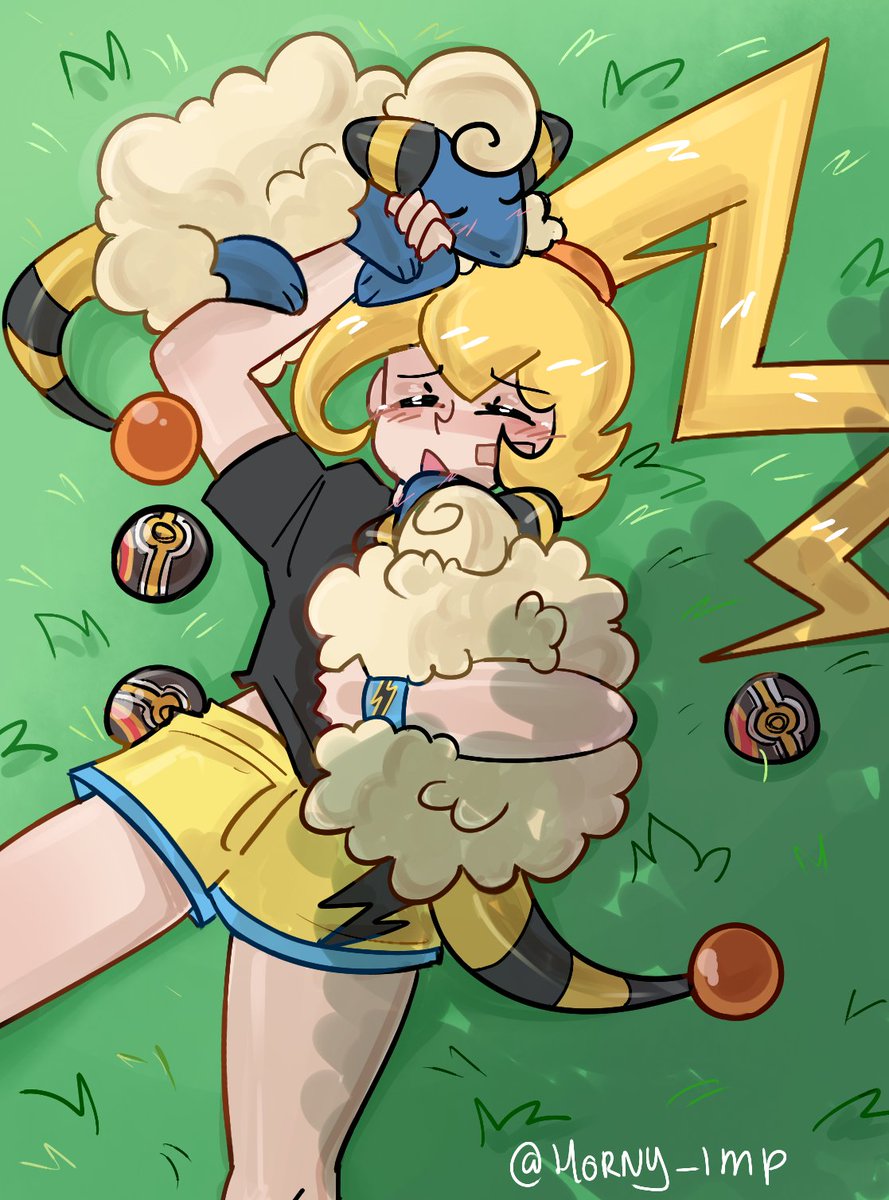 Qual a ovelha e qual o ditto?
Enfim, tirando um cochilo com meus dois nene

#mareep #ditto #pokemon