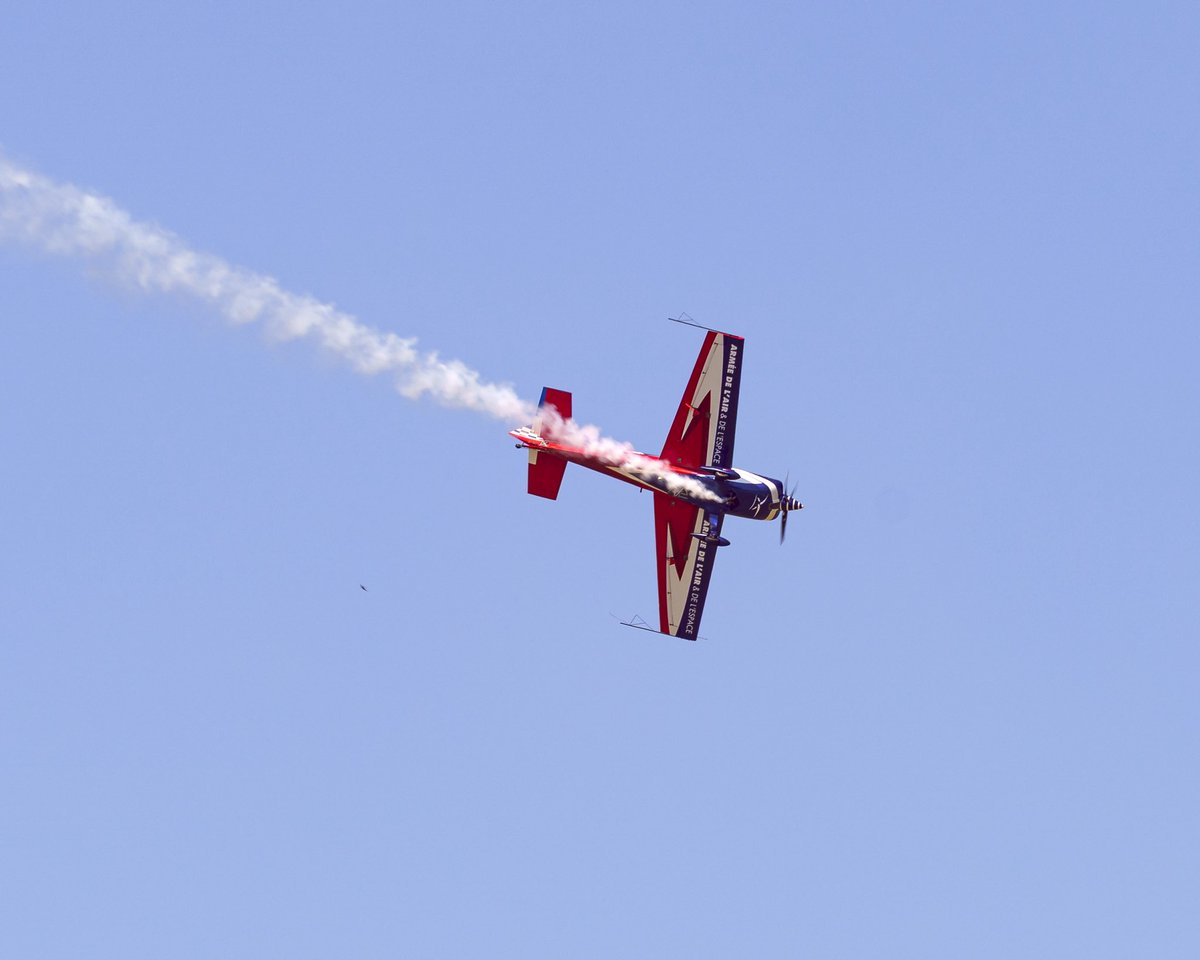 Srgt_Garcia's tweet image. 💙 Quand Cupidon est en RTT, c’est @Armee_de_lair qui prend le relais !
#SalonDuBourget #Voltige