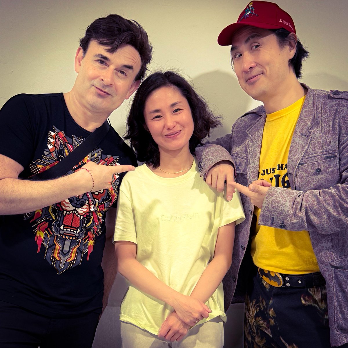 Lovely dressing-room visit by my supervisors #igudesmanandjoo  #Busan